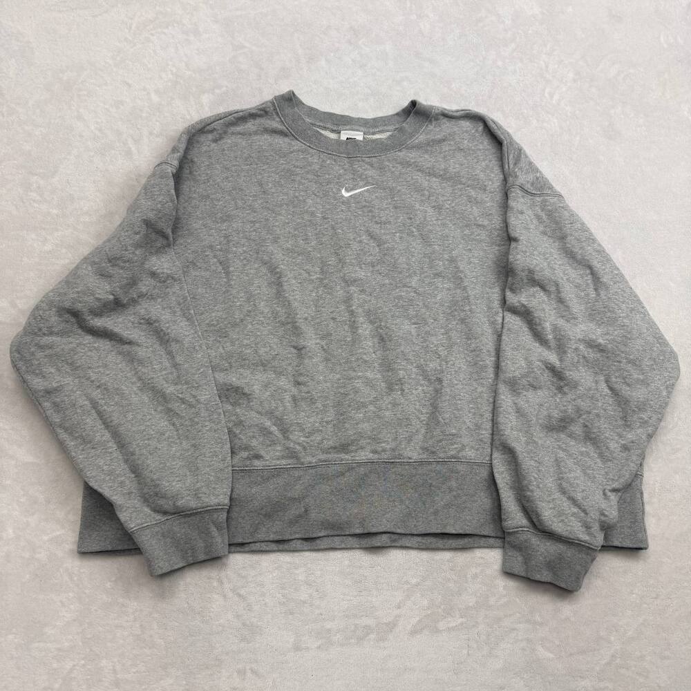 Nike Women's Grey Sweatshirt Size 2X Pullover Oversized Center Swoosh Crewneck